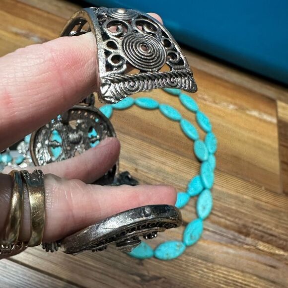 Handmade Turquoise Stone 36” Necklace + Rhinestone Clamper + Earrings - Picture 6 of 9